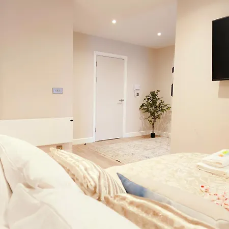 Exceptional Apartment & Gorgeous Interior & King Size Bed Leeds  Exterior photo